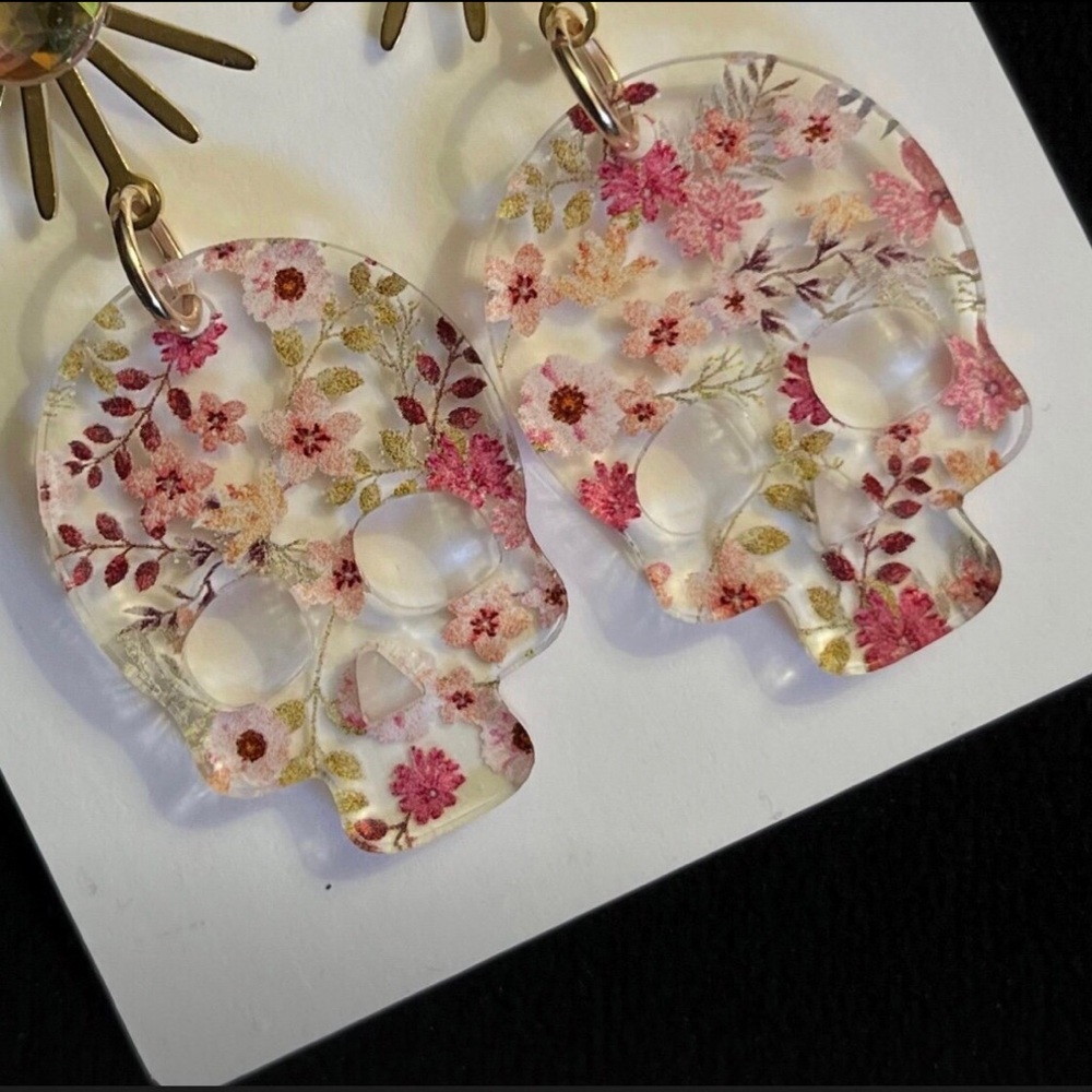 4 Pink Flower Skulls - Halloween & Dia de los Muertos - acrylic blanks